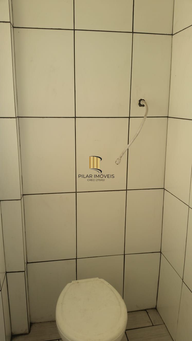 Apartamento com 2 quartos,1 vaga de garagem e elevador no bairro Navegantes