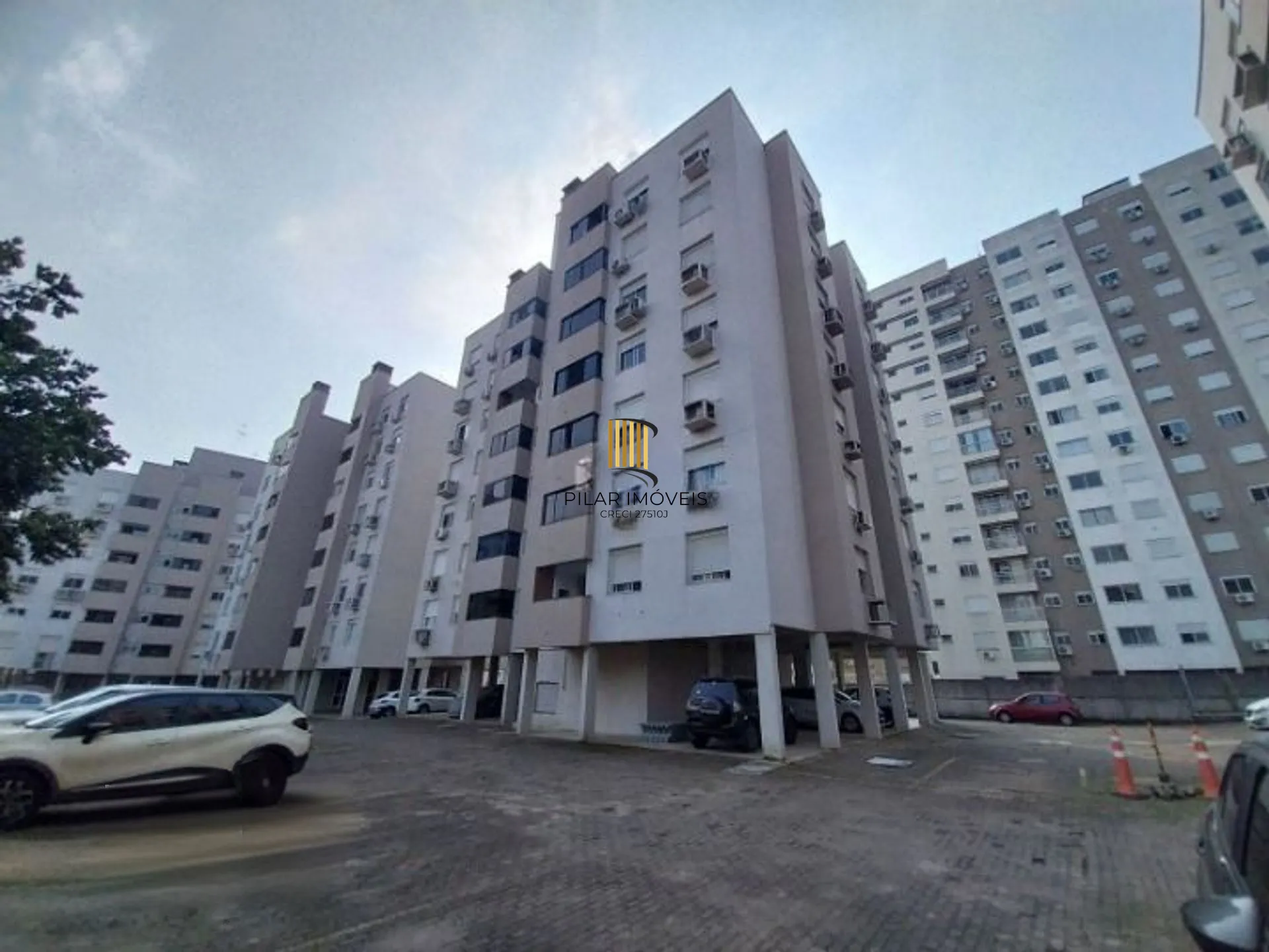 Apartamento de 3 dormitórios, elevador e 1 vaga de garagem em Canoas.