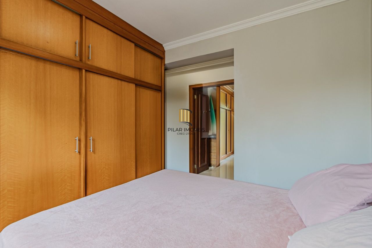 Apartamento 2 Dormitórios, Suíte, Elevador e 2 vagas no Tristeza