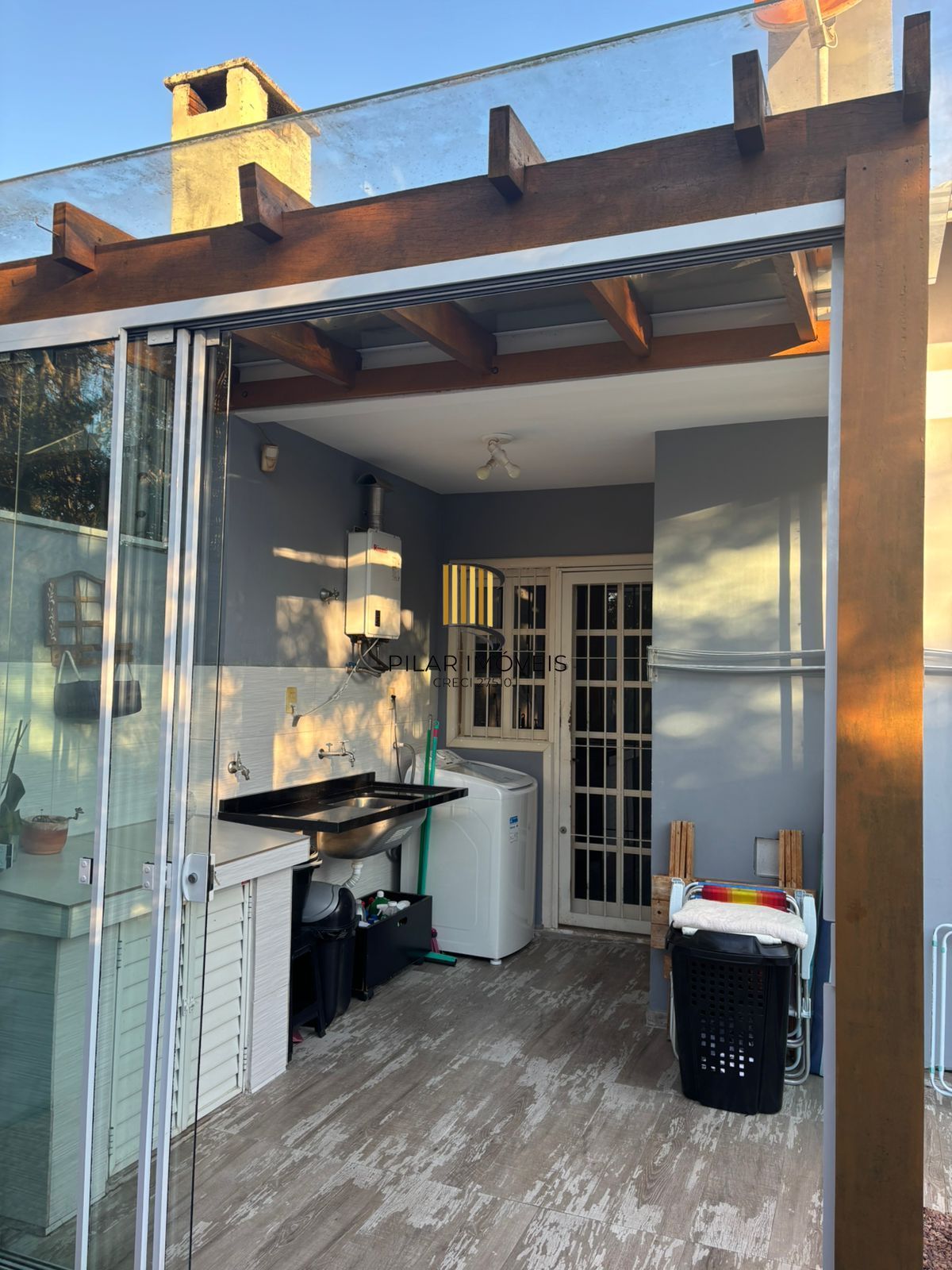 Casa com 2 quartos 2 suítes, 2 vagas e 99m² à venda em Hípica, Porto Alegre.