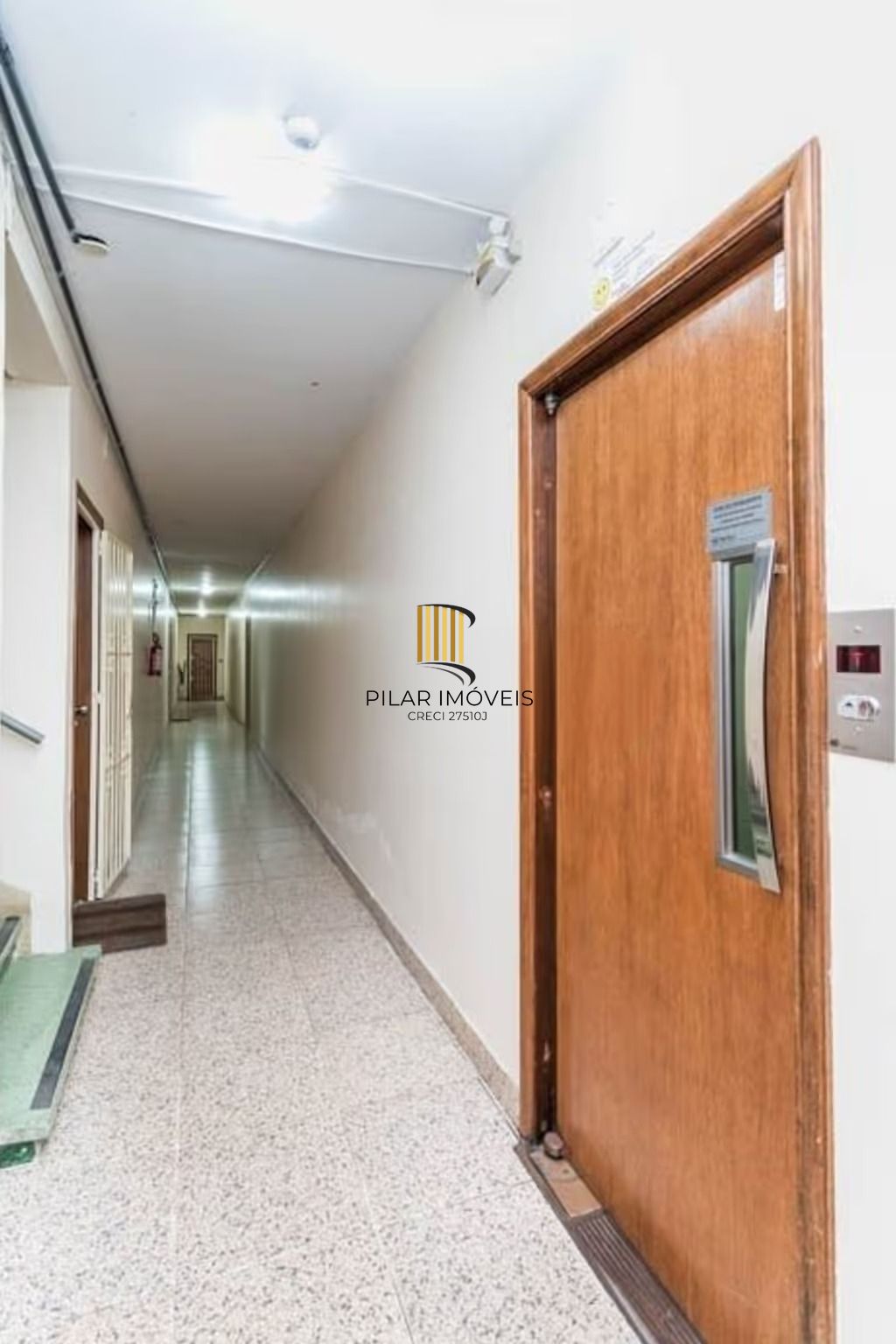 Apartamento à venda com 2 quartos 57 m²