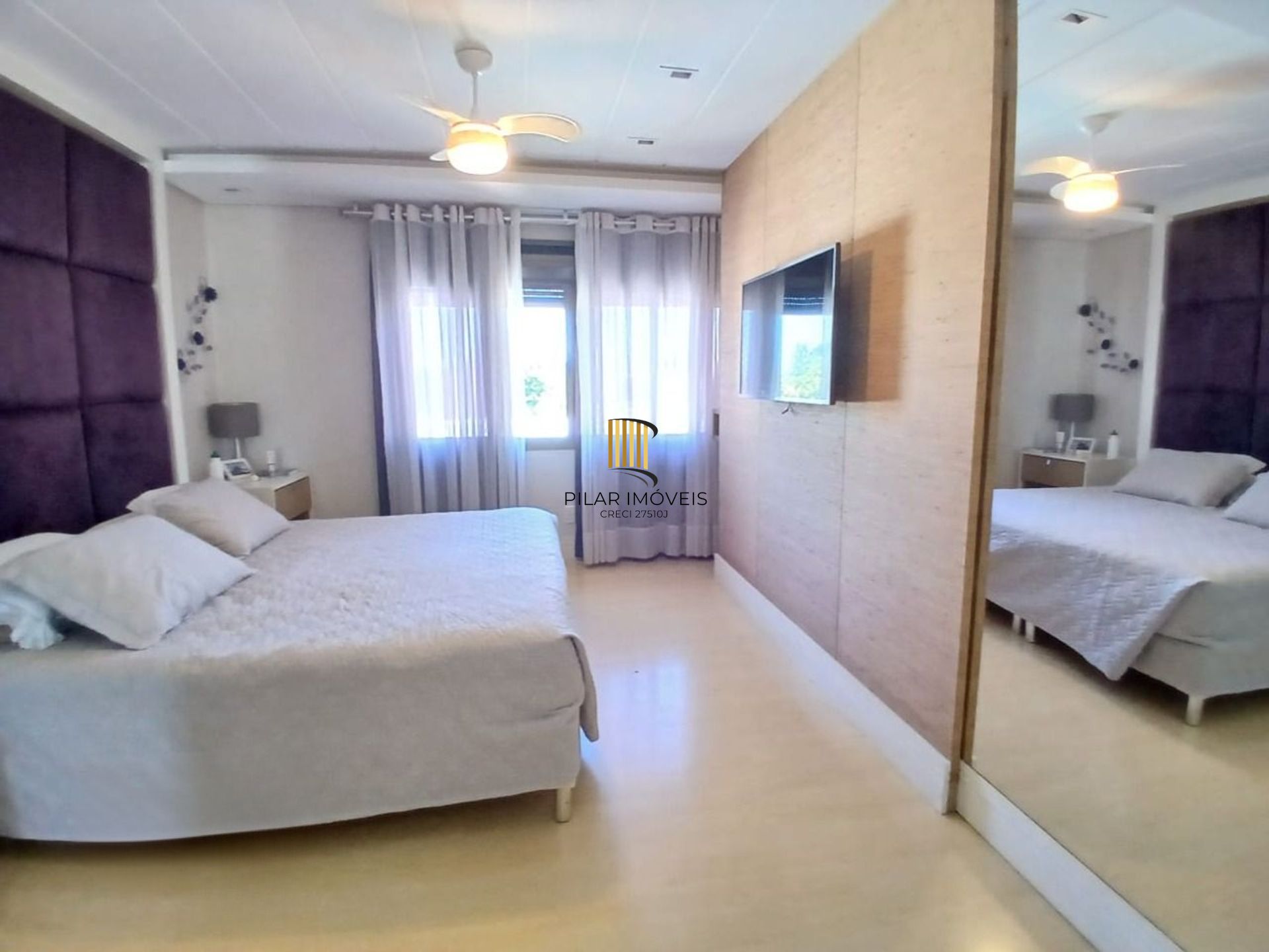 Cobertura com 4 quartos, 1 suíte, 4 vagas e elevador no bairro Igara Canoas.