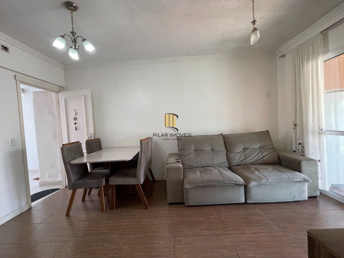 Casa com 3 quartos e 2 vagas em Alvorada no Condomínio Terra Nova