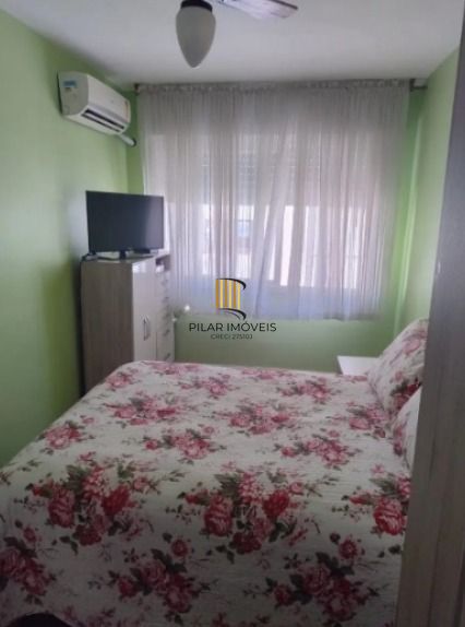 Apartamento de 2 dormitórios com 1 vaga de garagem no bairro Passo da Areia