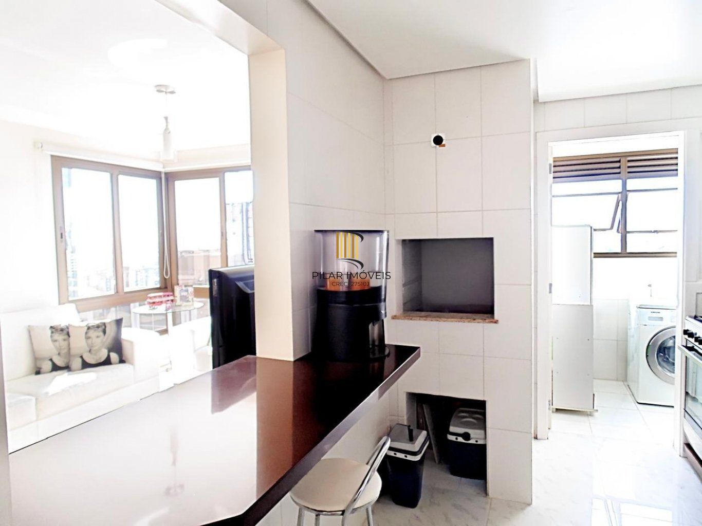 Apartamento com 3 dormitórios e 2 vagas de garagem no Bairro Higienópolis