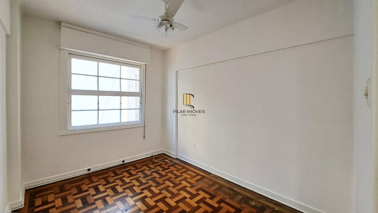 Apartamento 3 Dormitórios, 123m², Último Andar com Vista para o Guaíba