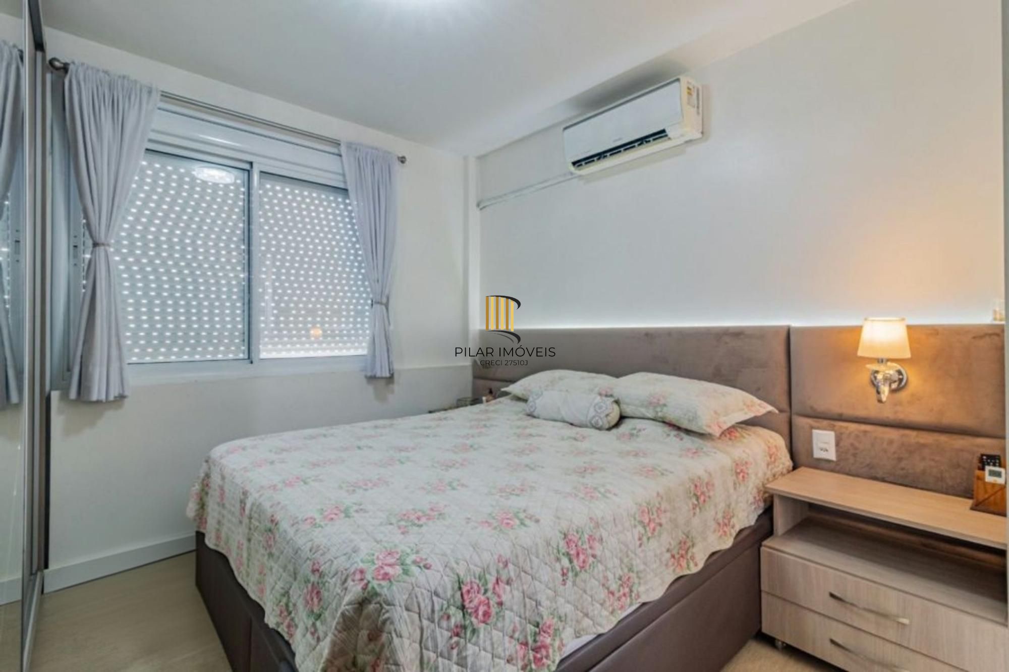 Apartamento de 3 quartos, suíte, elevador e 2 vagas no bairro Vila Ipiranga