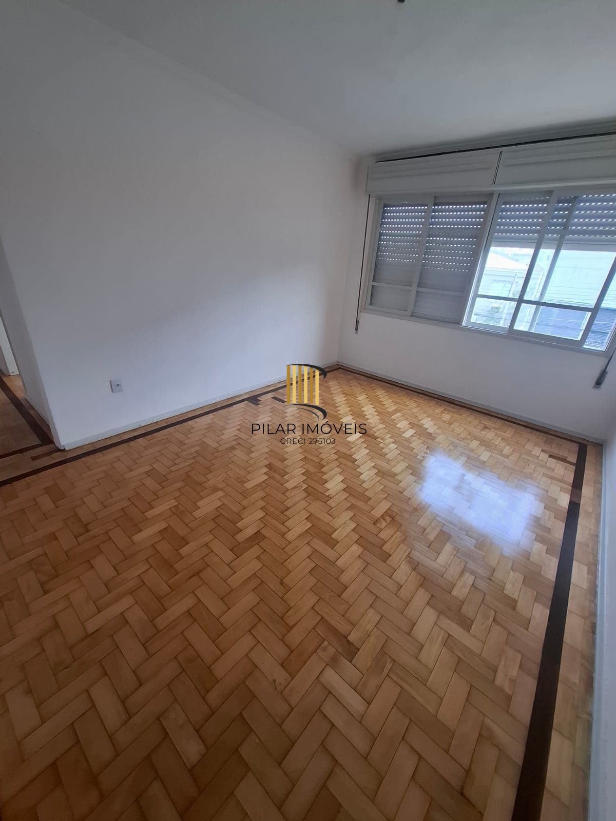 Apartamento com 108 metros privativos com 2 dormitórios na Rua Santa Cecilia.