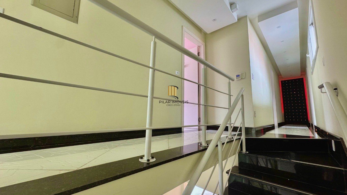 Casa com 4 Quartos e 4 banheiros, 600 m² por R$ 3.790.000 no Jardim Lindóia.