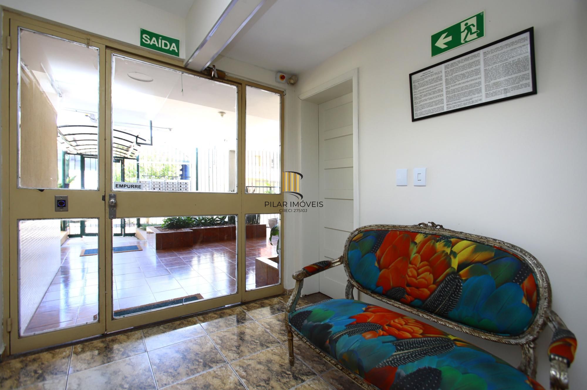 Apartamento 1 dormitório no Bairro Floresta Porto Alegre