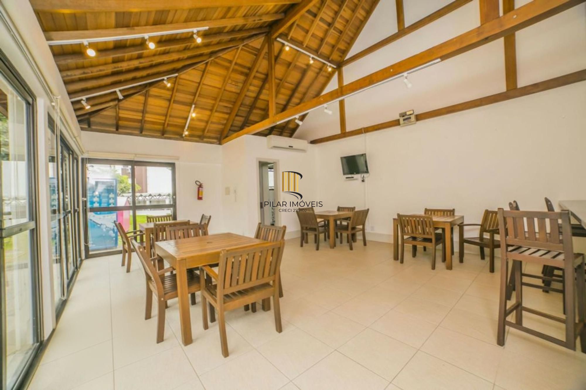 Apartamento Reformado com 2 Dorms e Infra Completa – Jardim Botânico