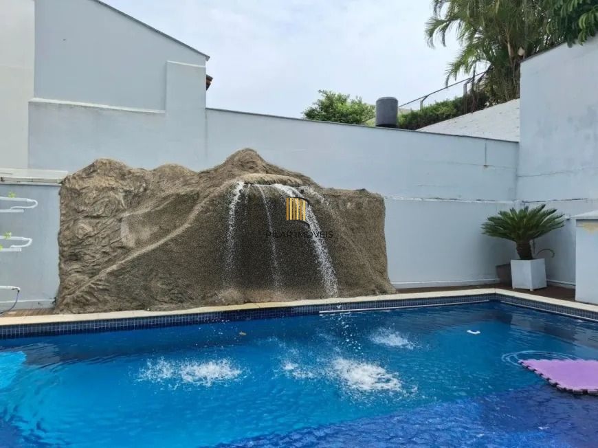 Casa com 4 Quartos e 4 banheiros, 600 m² por R$ 3.790.000 no Jardim Lindóia.