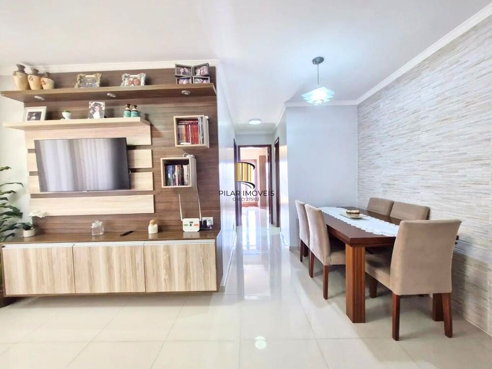 Apartamento com 2 dormitórios 60m² no Bairro Vila Ipiranga