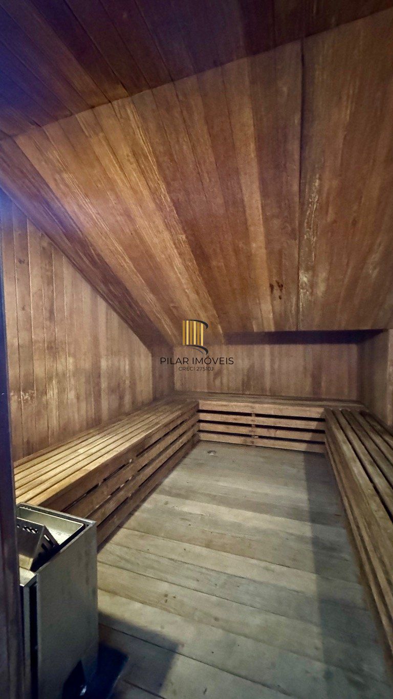 Apartamento de 1 quarto, sacada, 1 vaga, elevador no bairro Independência