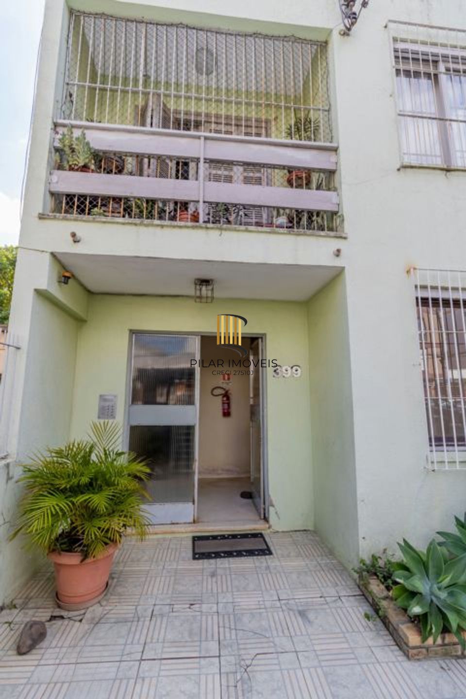 Apartamento Térreo 2 Dormitórios no Jardim Botânico – Amplo e Iluminado