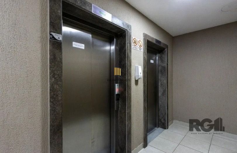 Apartamento de 3 quartos, suíte, elevador e 2 vagas no bairro Teresópolis