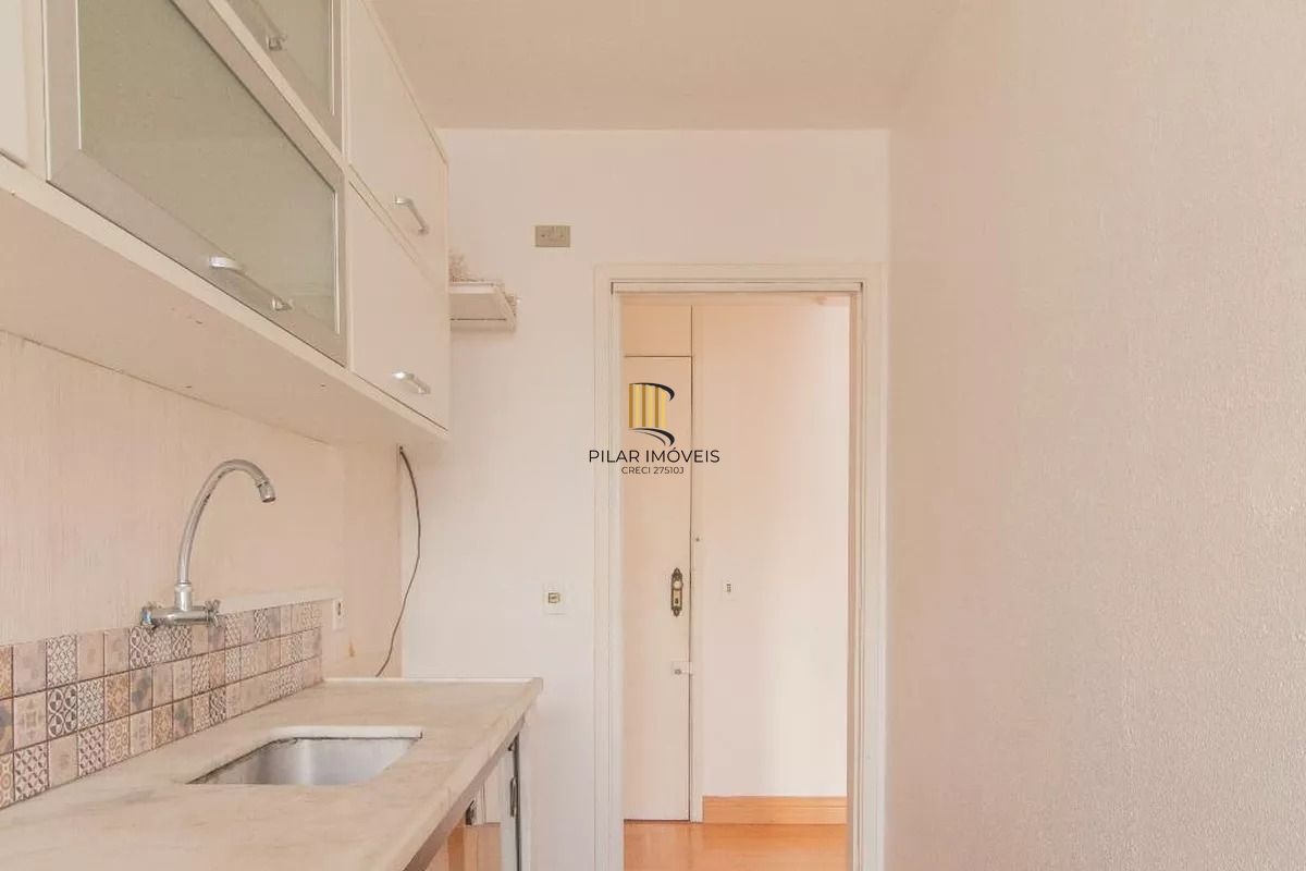 Apartamento à venda com 64m², 2 quartos e 1 vaga no Partenon