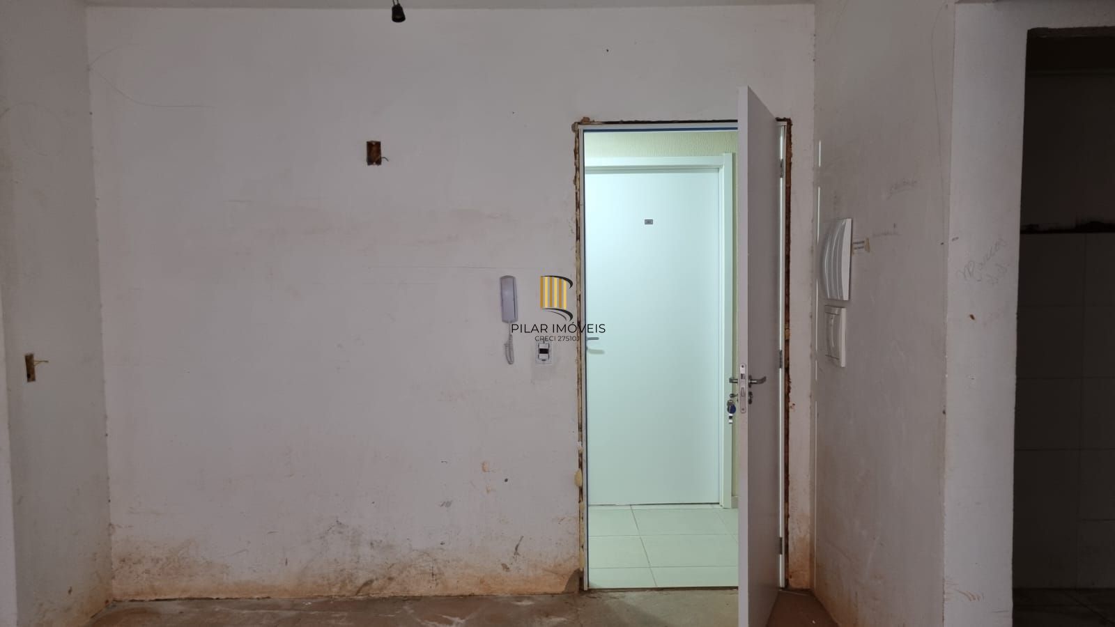 Apartamento 2 quartos, vaga, churrasqueira e elevador no bairro Parque Santa Fé