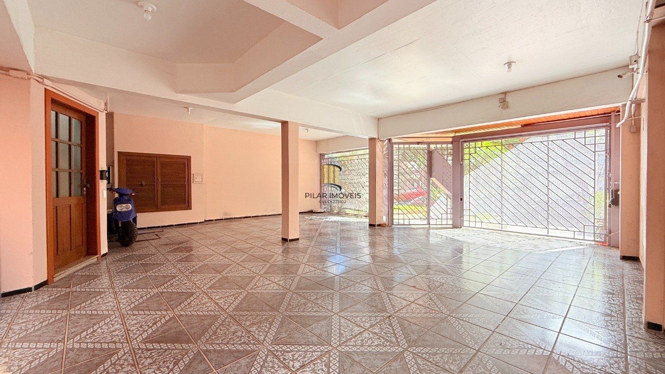 Apartamento com 3 dormitórios, 1 suíte e 268m² à venda em Higienópolis.