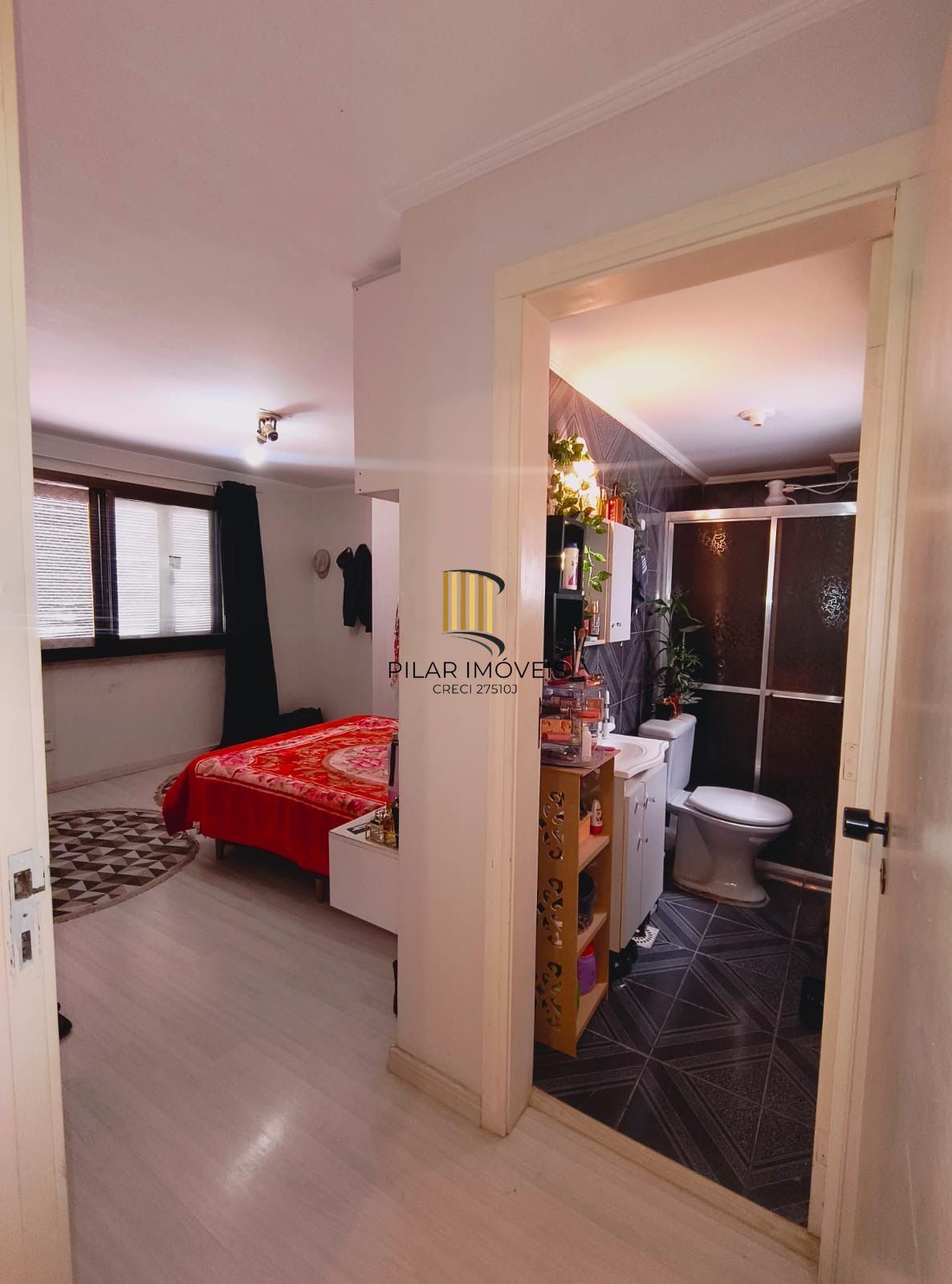 APARTAMENTO 2 DORMITÓRIOS COM SUITE 2 Vagas Bairro Vila Ipiranga Porto Alegre