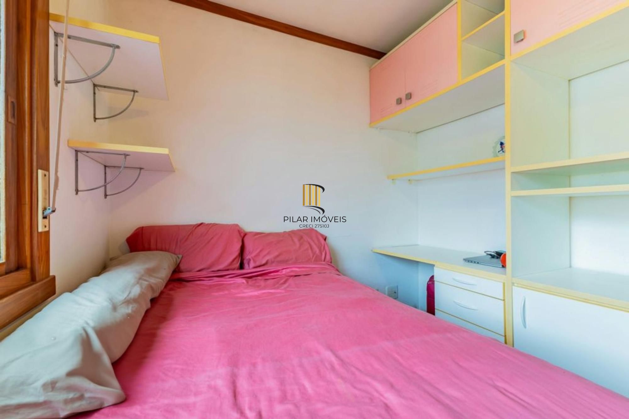 Apartamento com 3 quartos, 1 suíte, 3 vagas e elevador no Bairro São João.