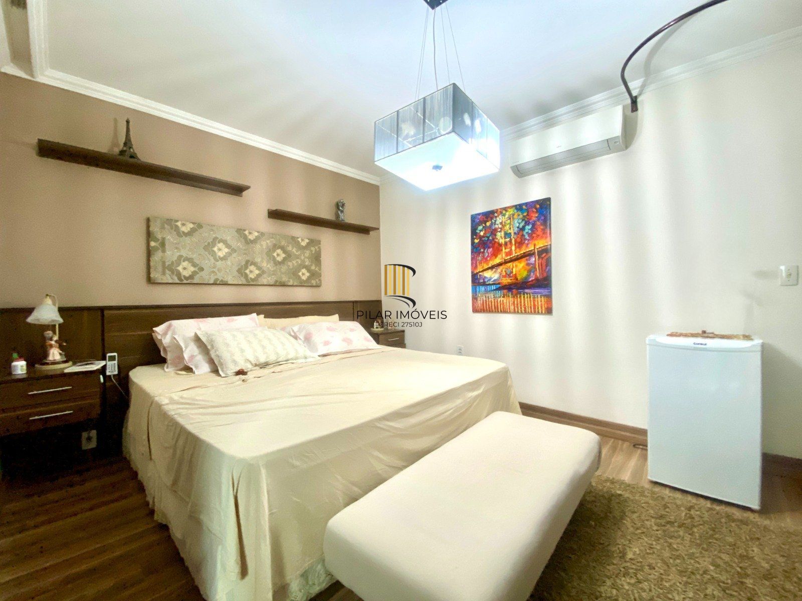 Apartamento com 3 quartos, 2 vagas e elevador no Bairro Vila Ipiranga