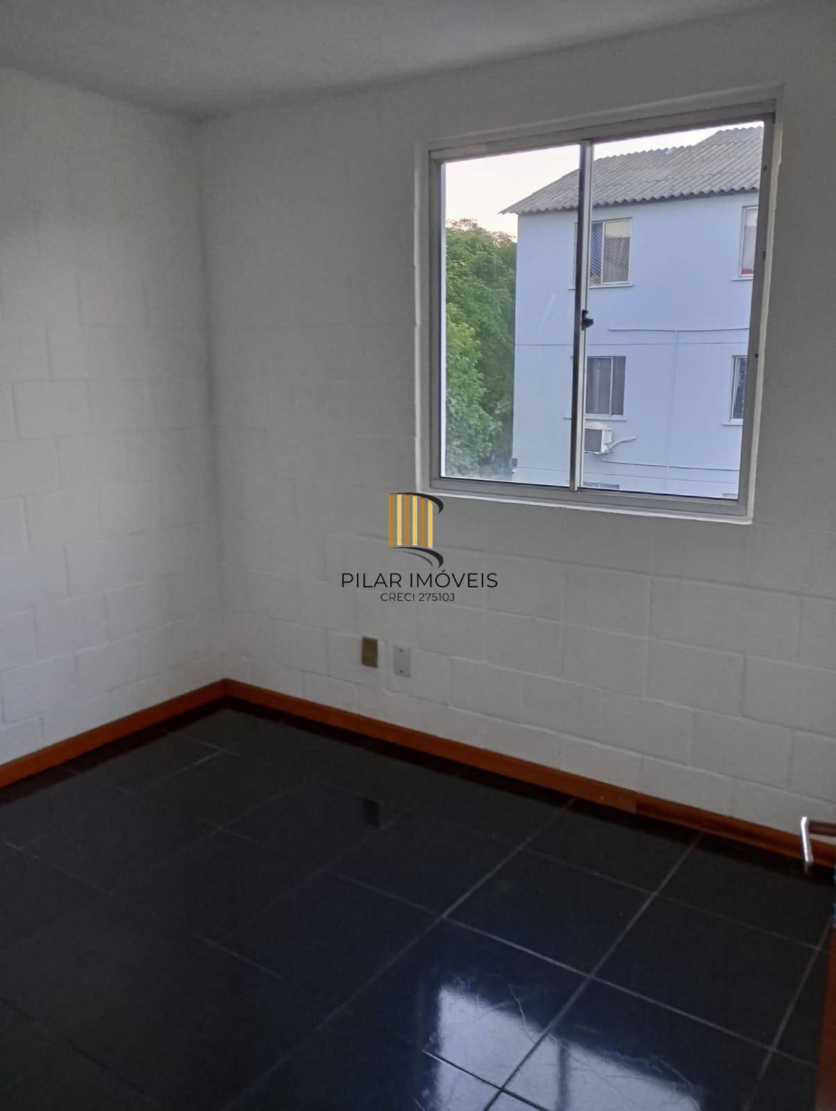 Apartamento com 2 dormitórios Vaga de garagem no Bairro Vila Nova, Porto Alegre