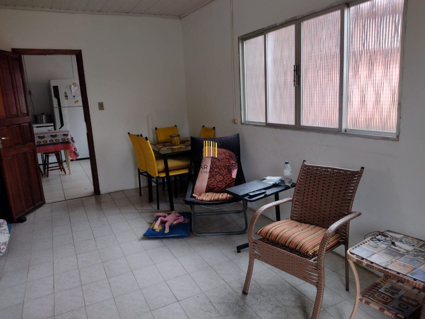 Casa com 3 quartos, 1 vaga de garagem e patio no bairro Jardim Itu