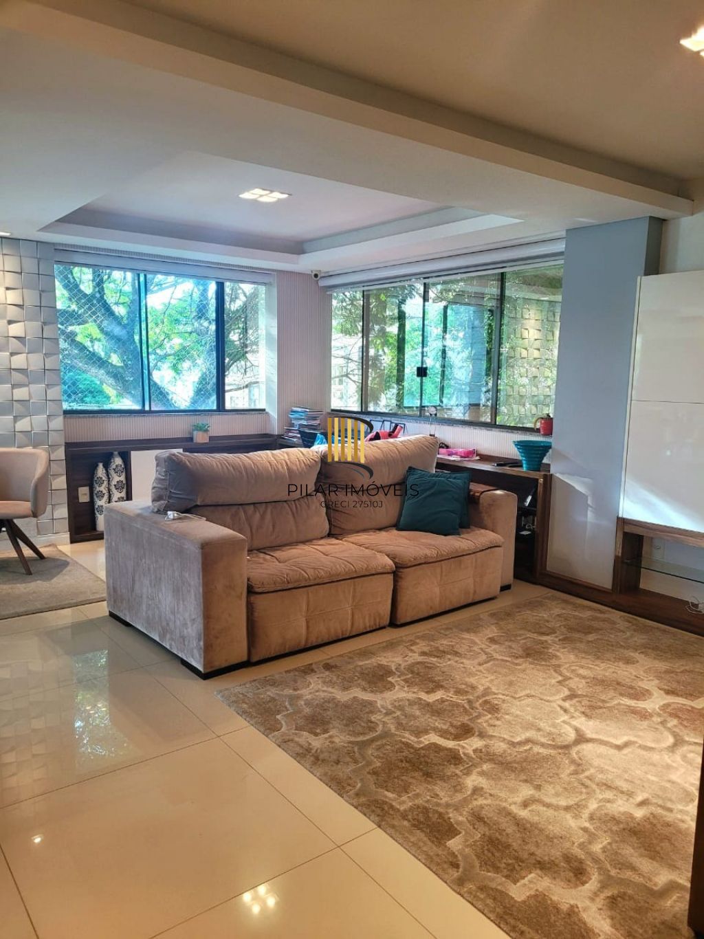 Apartamento com 4 dormitórios e 3 vagas de garagem no Bairro Petrópolis - Pilar Imóveis