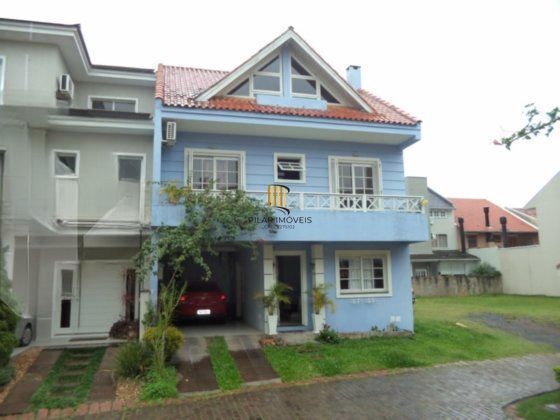 Casa com 4 dormitórios, 1 suíte, 260 m² privativos, 3 vagas no Ecoville.