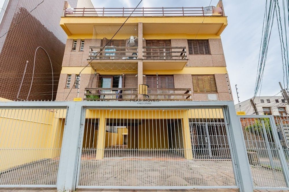 Apartamento com 1 Suite, sacada e 1 vaga de garagem no bairro Cidade Baixa