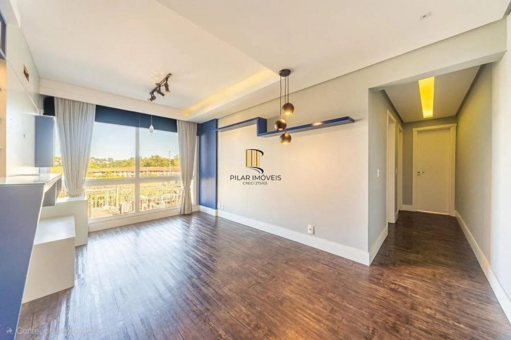 Apartamento 2 Dormitórios, Suíte, 2 vagas e elevador no Passo da Areia