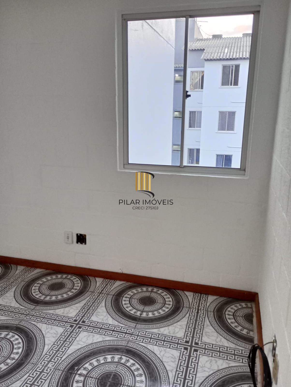 Apartamento com 2 dormitórios Vaga de garagem no Bairro Vila Nova, Porto Alegre