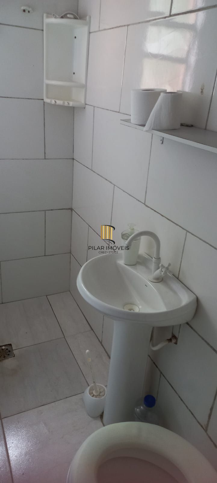 Casa com 4 dormitórios em Viamão