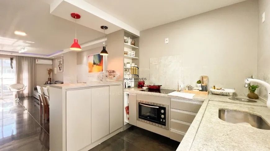 Casa de condomínio com 2 quartos, vaga e pátio no bairro parque Santa Fe