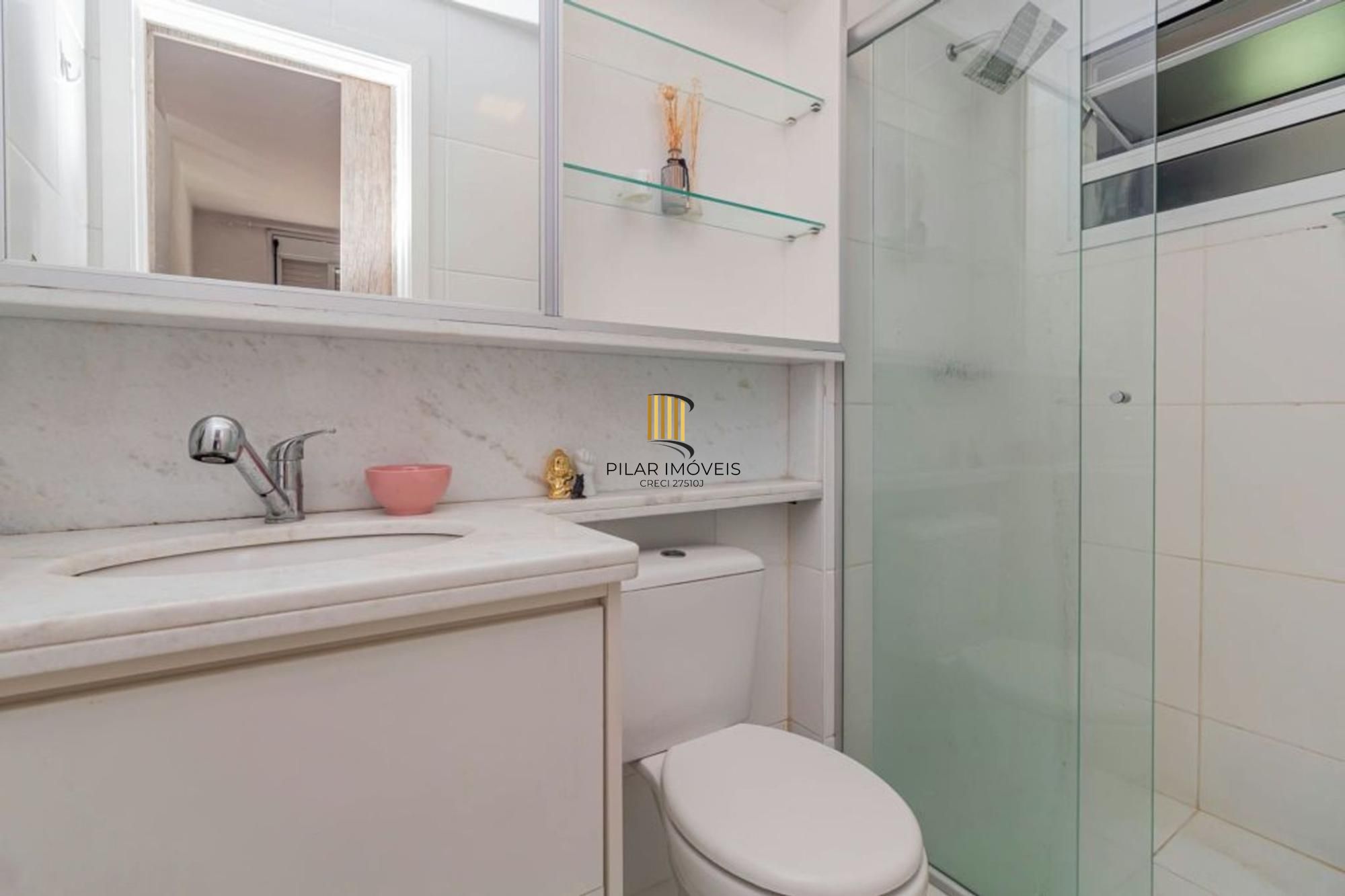 Apartamento com 3 quartos, elevador, sacada e 1 vaga Sarandi.