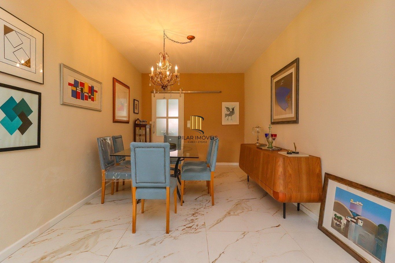 Casa de 3 dormitórios bairro Ipanema