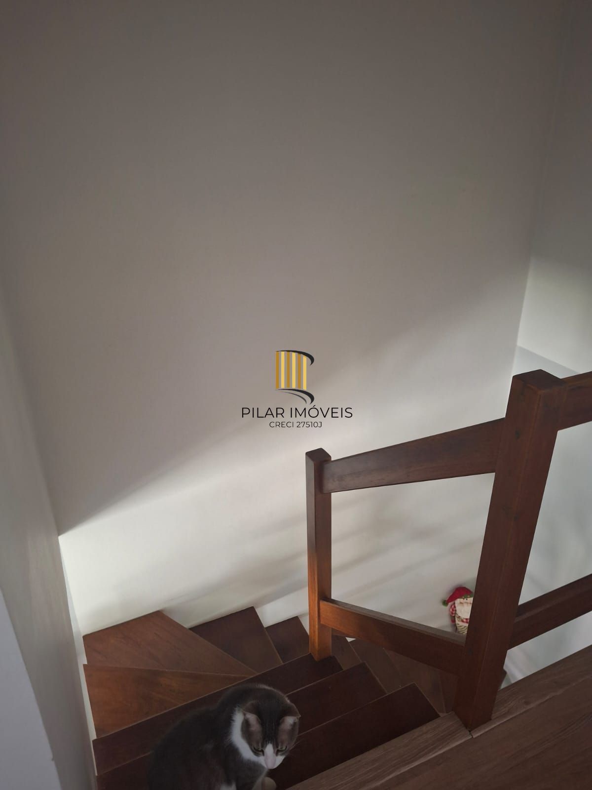 Casa em condomínio fechado de 3 dormitórios,2 vagas no bairro Parque Santa Fé.