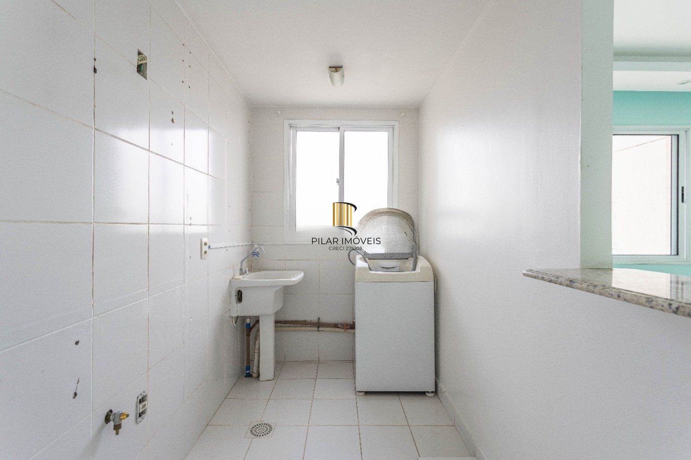 Apartamento com 2 quartos, 1 vaga e elevador no Bairro Vila Ipiranga.