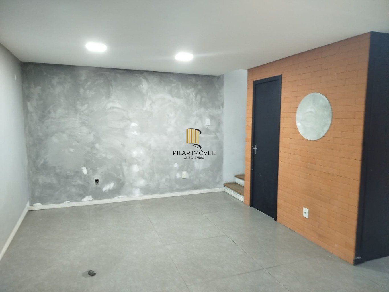 Casa com 156m², 4 dormitórios, 3 vagas no Ecoville.