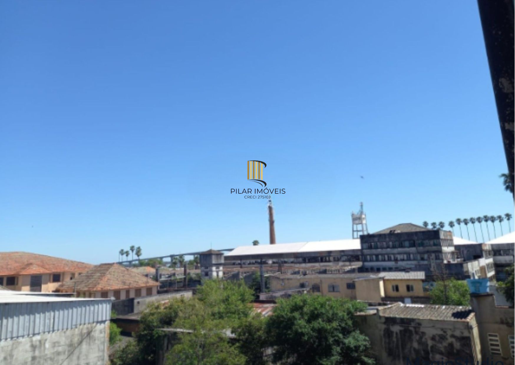 Apartamento com 3 dormitórios e 109m² à venda em Navegantes