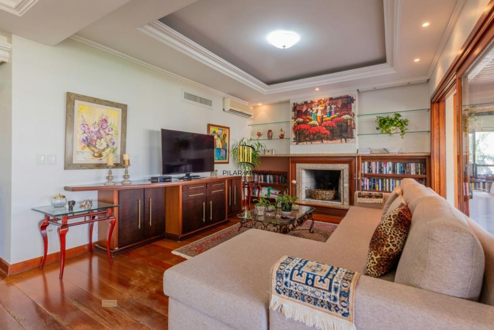 Apartamento de 4 dormitórios, 2 suítes, 2 vagas e elevador na Castro Alves.