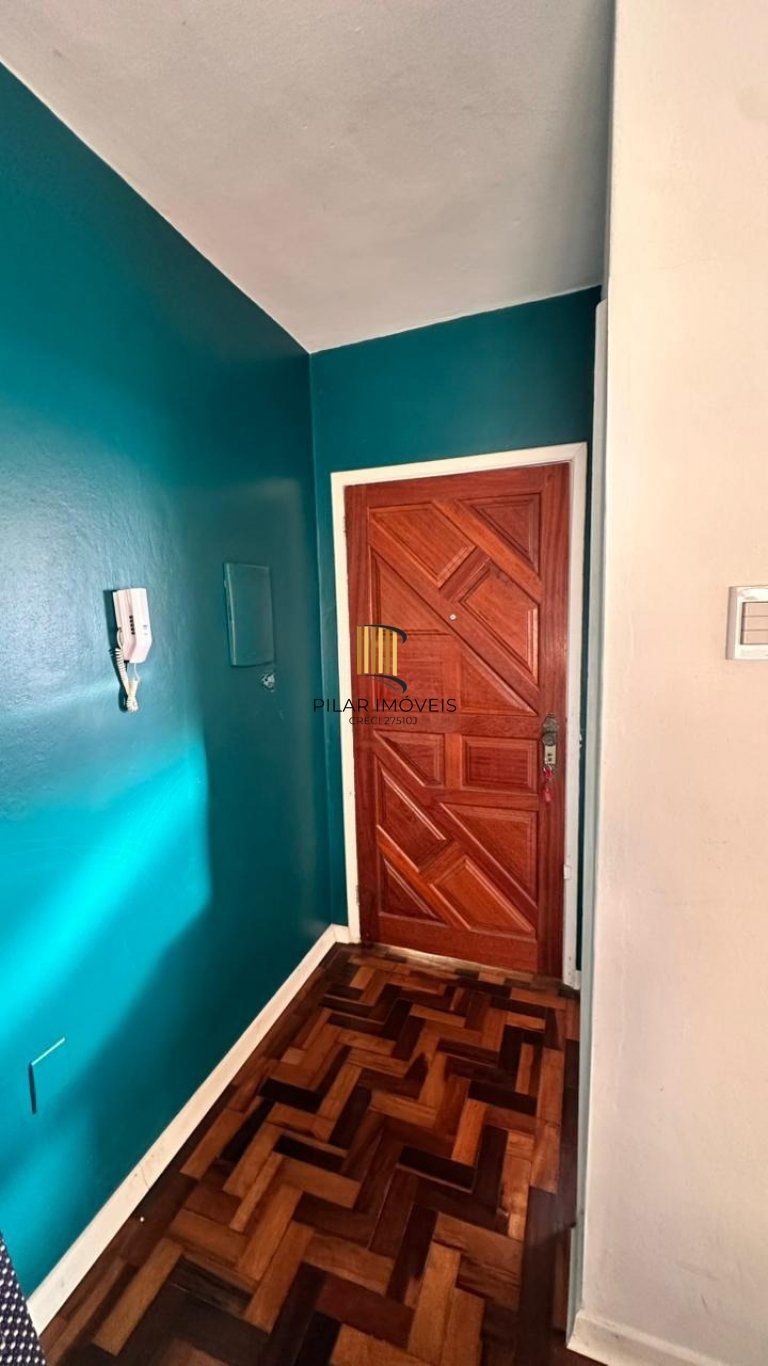 Apartamento com 2 quarto, 51m², 1 vaga à venda no bairro Cristal, Porto Alegre.