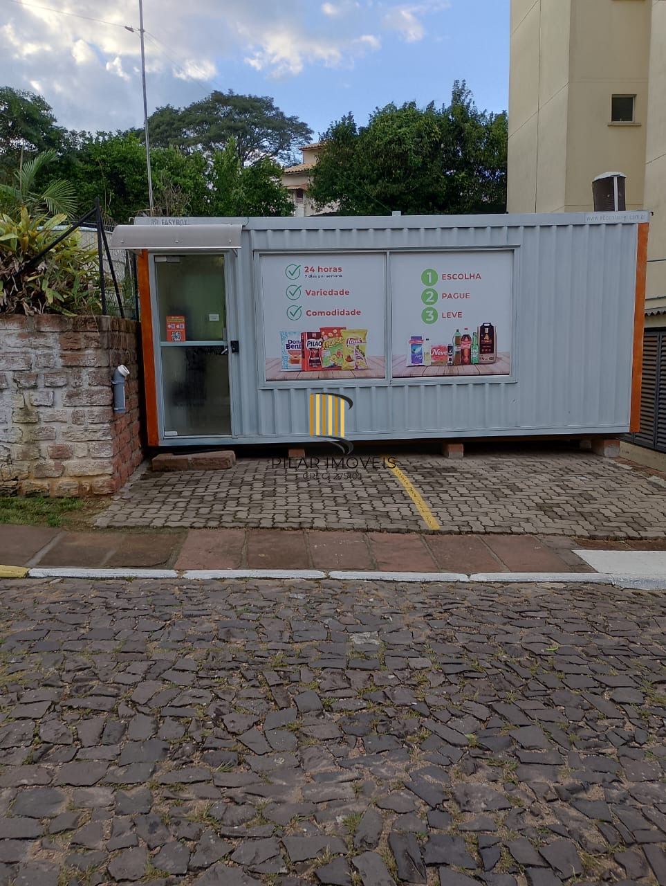 Apartamento com 2 dormitórios térreo no Bairro Vila Nova