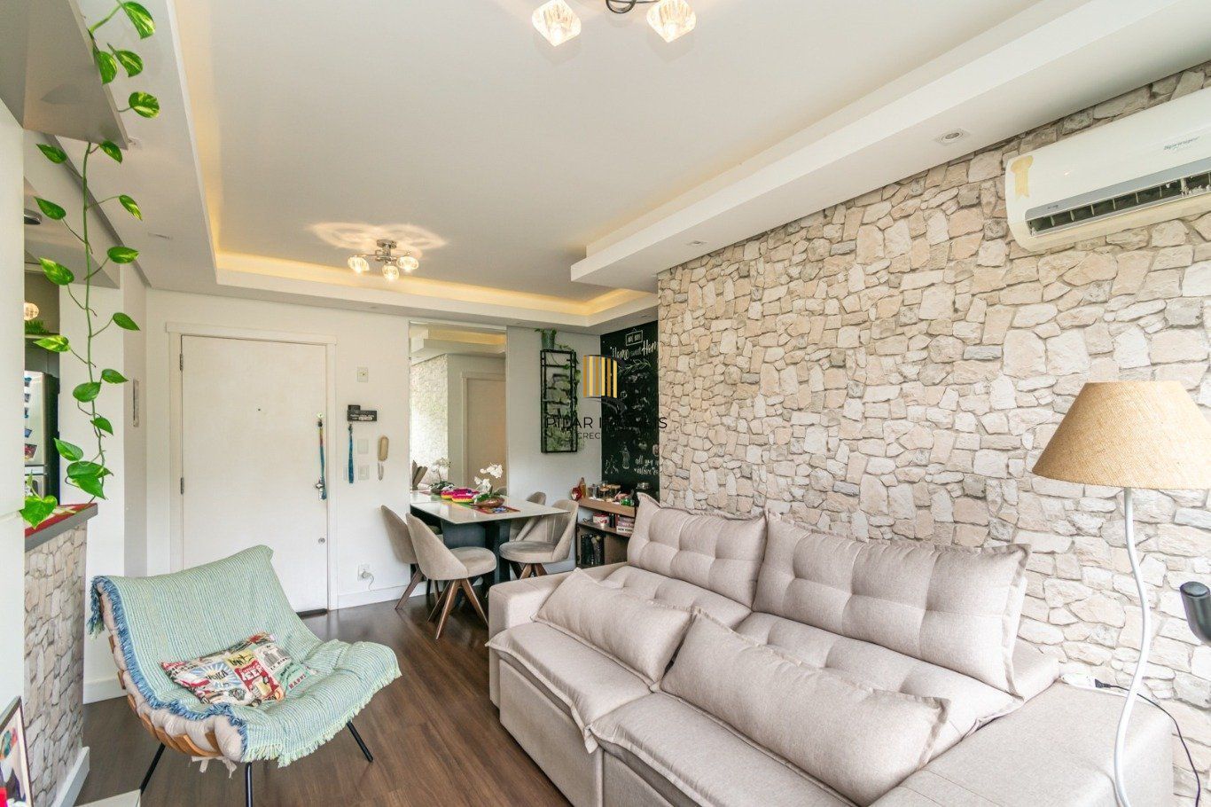 Apartamento com 3 quartos, 1 suíte, 66m² e 1 vaga na Bento Gonçalves.