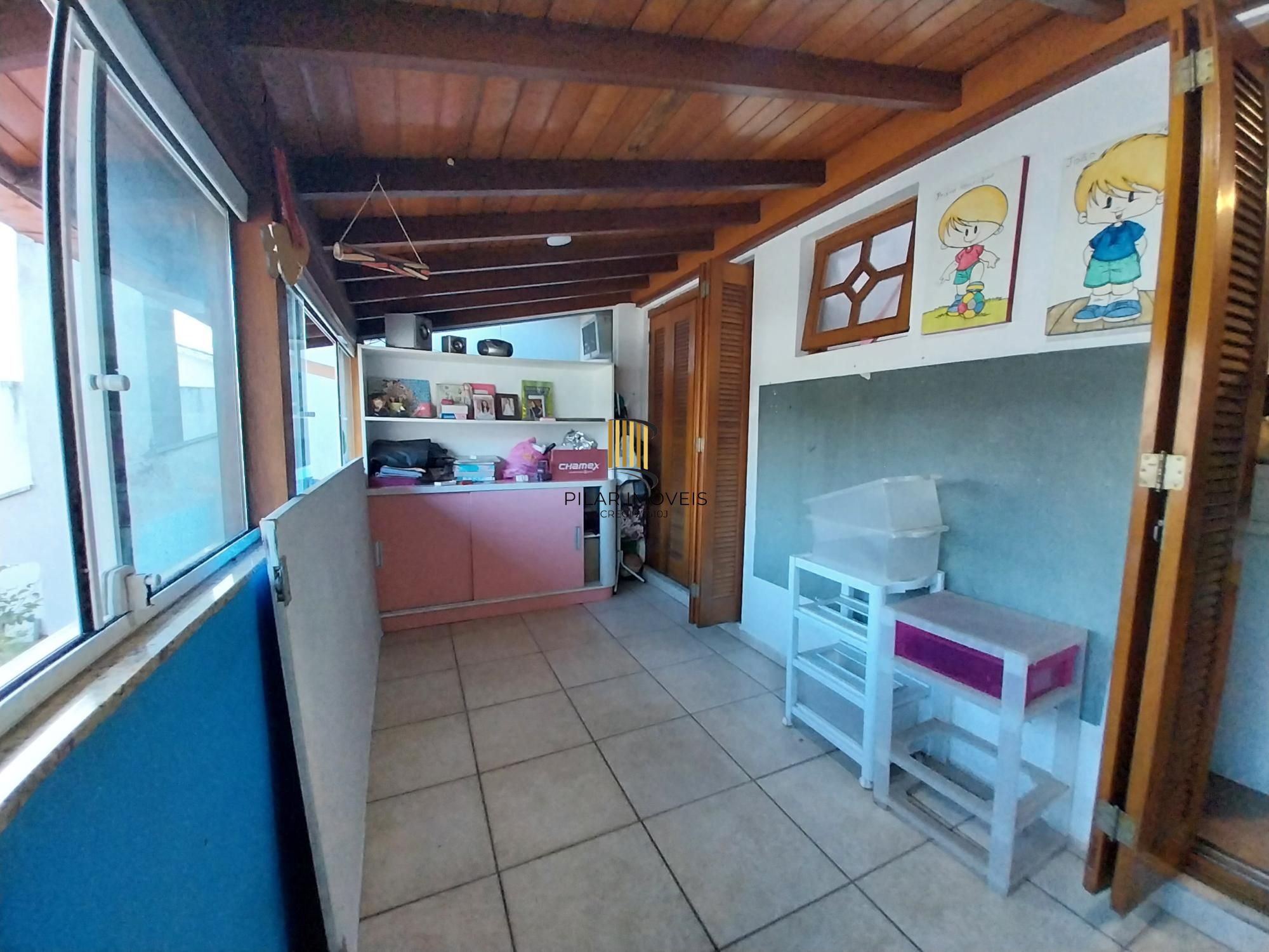 Casa em Condomínio com 4 quartos, 1 suíte e 300m² à venda em Ecoville.