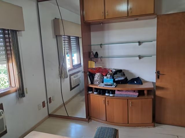 Apartamento de 2 quartos e 1 vaga de garagem em Canoas.