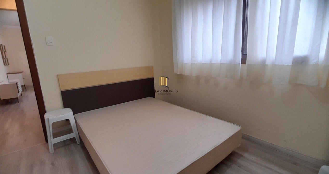 Apartamento à venda com 1 quarto 44 m²