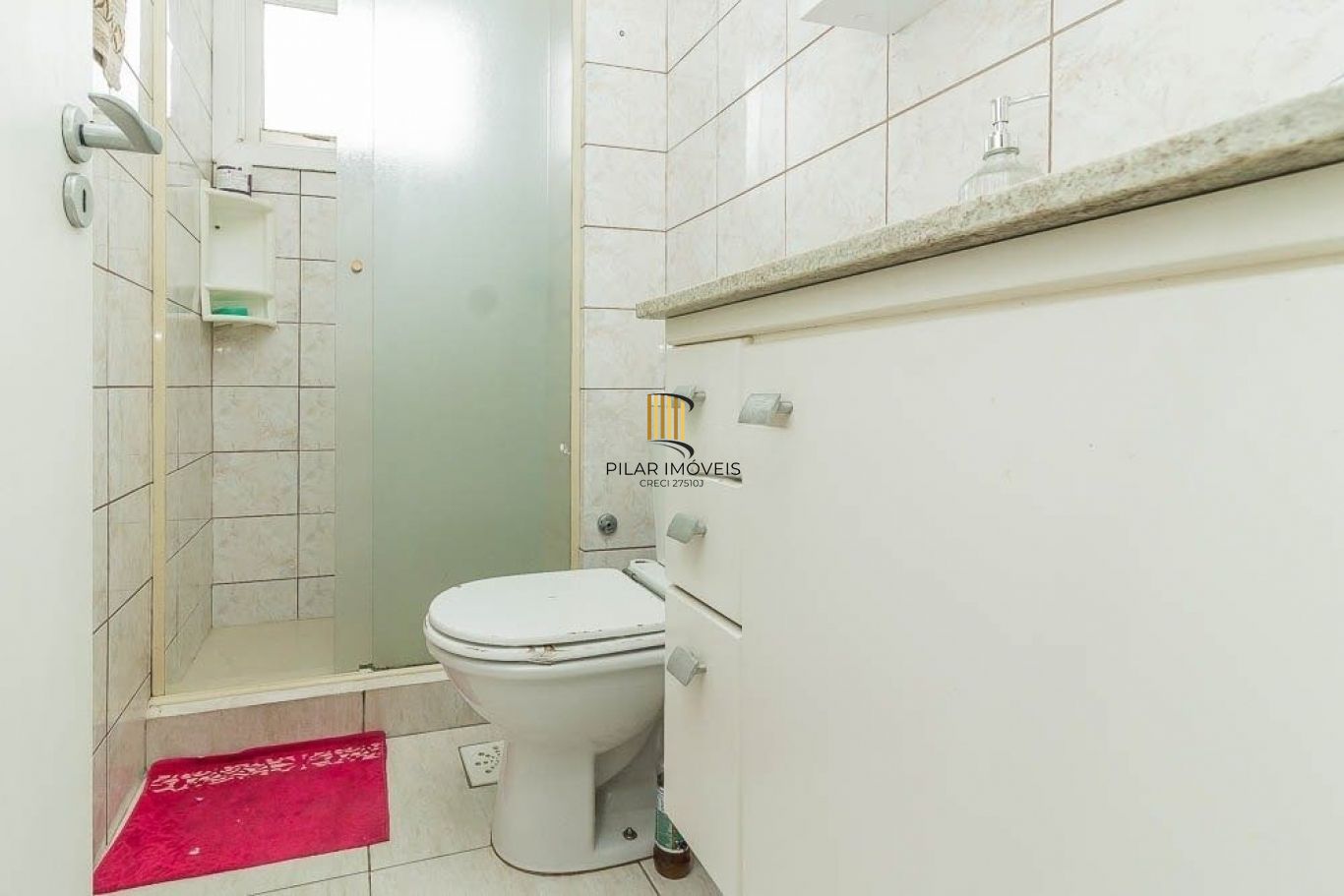 Apartamento de 75 metros privativos com 2 dormitórios no bairro Sarandi