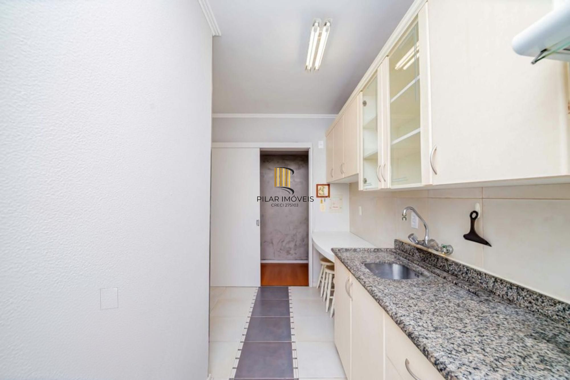 Apartamento 2 dormitórios, 1 vaga, elevador no bairro Higienópolis